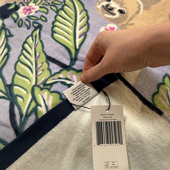 NWT Vera Bradley Hanging Around Purple Beach Towel Sloth Towel - Picture 5 of 6